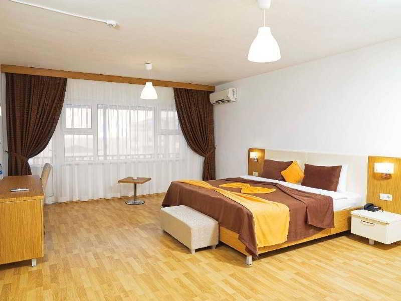 Legend Hotel Riva מראה חיצוני תמונה