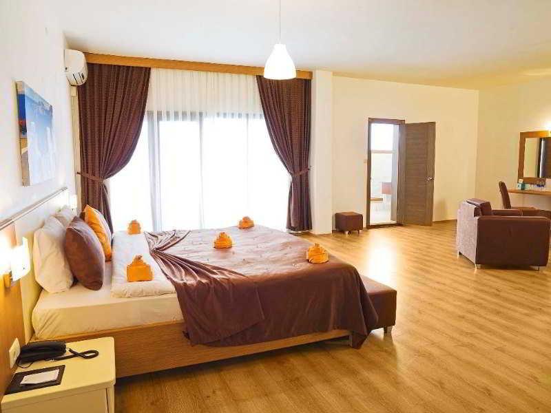 Legend Hotel Riva מראה חיצוני תמונה