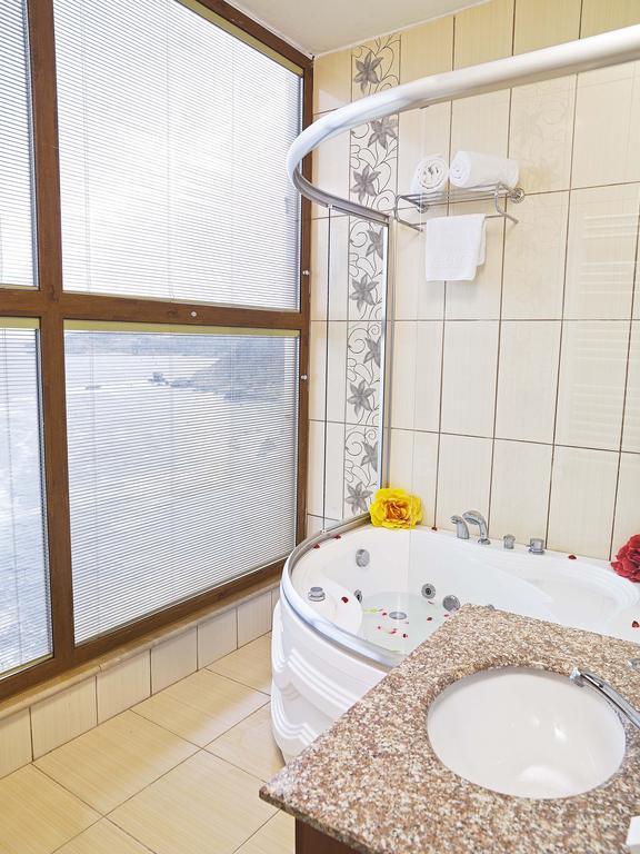 Legend Hotel Riva מראה חיצוני תמונה